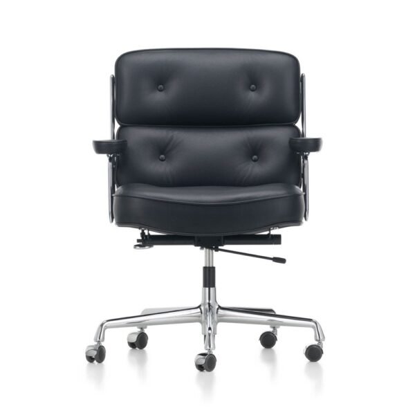 Eames ES 104 Lobby Chair